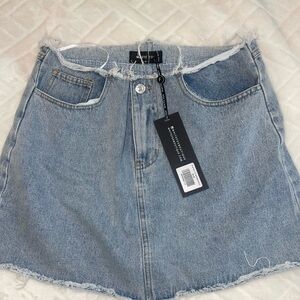 WHITEFOX NWT Denim  Skirt white fox